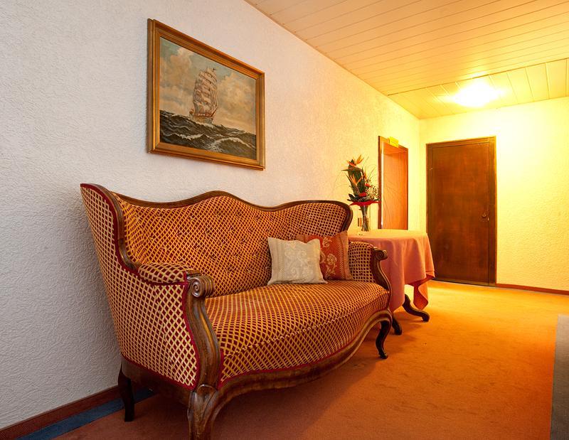 Hotel Schiff Наголд Екстериор снимка